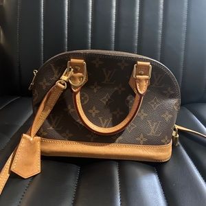 Louis Vuitton crossbody